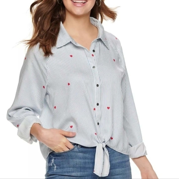 Love,Fire Junior's Long Sleeve Knotted Front Button Down Shirt Blue Stripe Heart - Picture 6 of 11